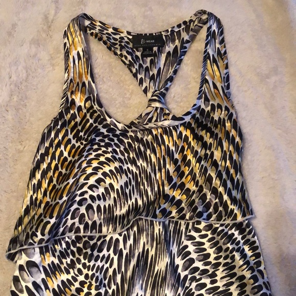 B Wear top - Picture 2 of 3